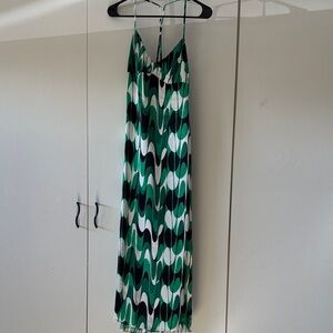 H&M Green and Black Wave Maxi Dress